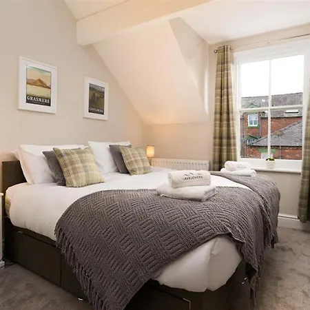 Thirty Blencathra Street Tatil Evi