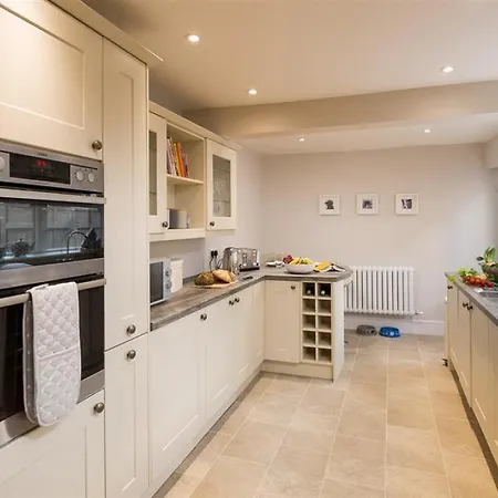 Thirty Blencathra Street Tatil Evi